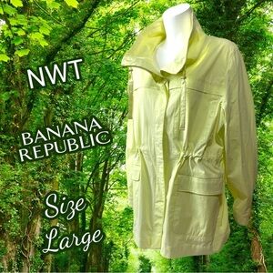BANANA REPUBLIC WATER-RESISTANT JACKET SOUTH BEACH YELLOW LARGE TINY FLAW